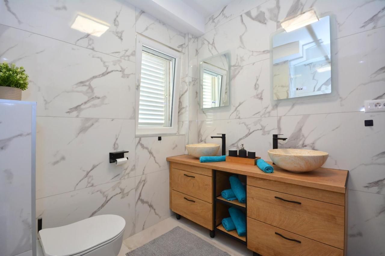 Apartments Radeljic Podstrana Dış mekan fotoğraf